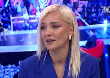 Monika Lubonja me bikine as në tokë e as në det