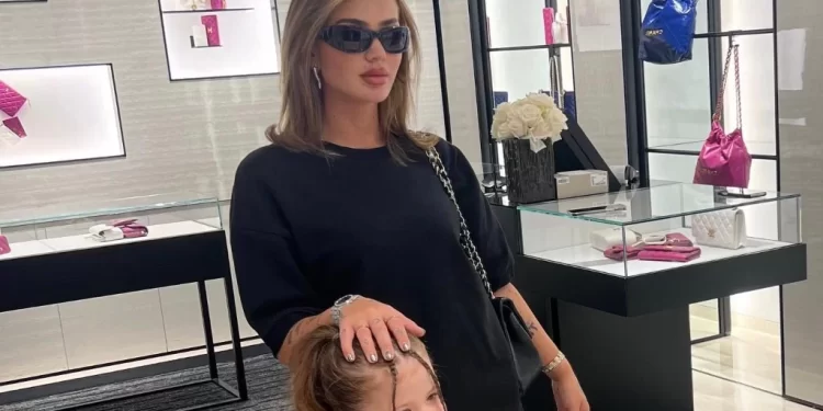 Edhe pse ne lidhje të re Loredana mbanë me vete një shenjë nga Mozzi