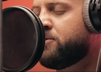 Kjo është kënga e re e Luiz Ejllit që do të publikohet shumë shpejt (VIDEO)