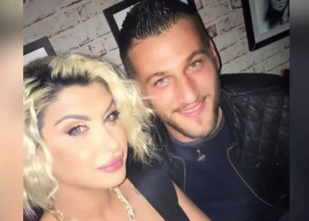 Si i ka marrëdhëniet me motrën e Alban Hoxhës? Ky postim i Çiljetës për kunatën thotë gjithçka