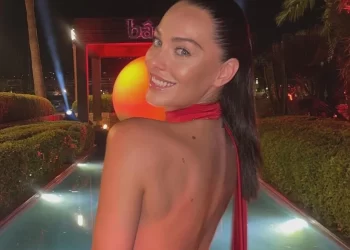 Gresa me mesazh të koduar për Andin, e quan atë të pafytyrë dhe mashtrues?