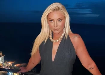 Ja sa vite mbushi sot këngëtarja Ronela Hajati