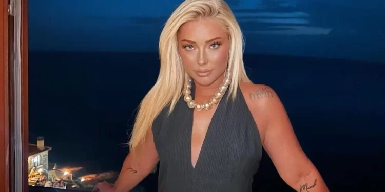 Ja sa vite mbushi sot këngëtarja Ronela Hajati