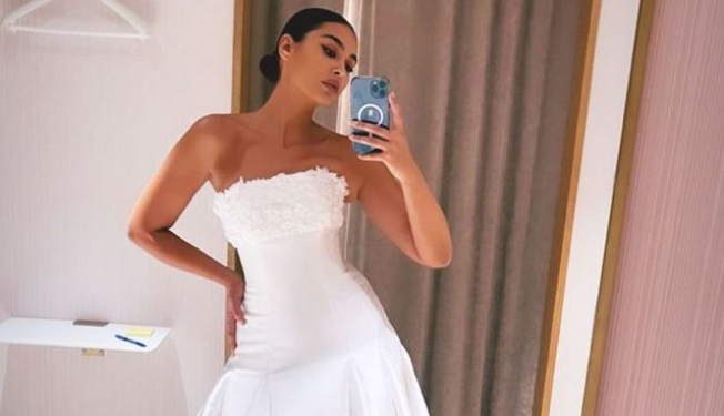 Dasmë në ‘horizont’?! Adrola Dushi bën lëmsh rrjetin me postimin e fundit