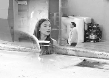 Babai i Ledrit shihet i nervozuar! Sara bashkë me vajzën në premierën e filmit në Prishtinë, Ledri nuk e shoqëron as këtë herë