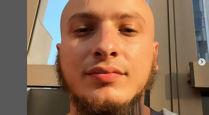 ‘Kush mundet te me ndihmoje t’i ….”, Fero kerkon ndihme nga ndjekesit