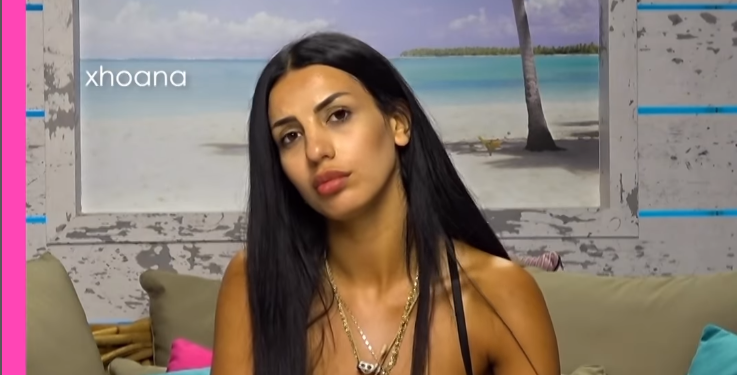 “Si paska duruar” – Xhoana flet për marrëdhënien e Arlindit dhe Uedës pas largimit të saj nga Love Island