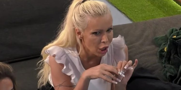 Edona James javën tjetër ka ditëlindjen, nuk do besoni kë kërkon t’ia sjellin në këtë ditë