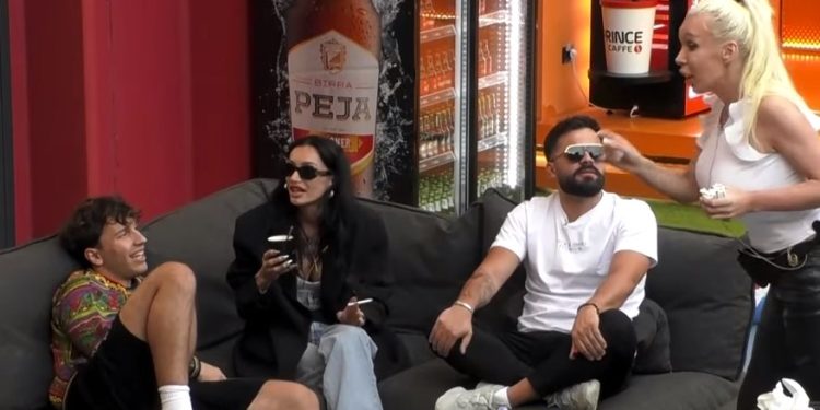 “Ti je femër e gumës”, / zbuloni se kujt pati guxim t’ia thotë Meti në sy