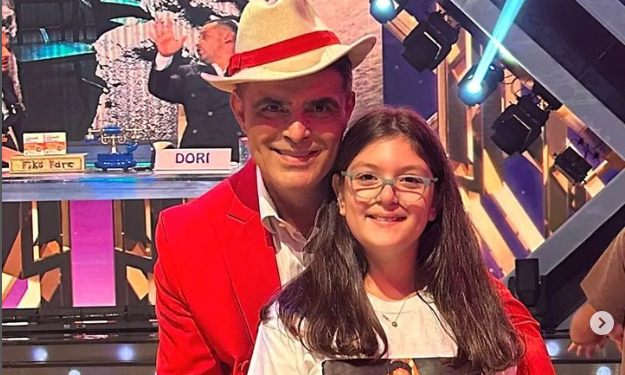 Tallen gjithë me të e ky vazhdon hap … / ja si pergjigjet Armaldo ndaj komenteve negative