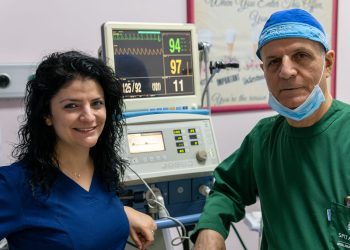 “Roland dhe Ina Xhaxho – Këta janë dy dentistët që shkaktuan vdekjen e 3-vjeçarit”