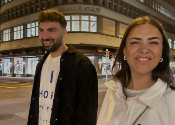 Sara zbulon pak si shumë nga dhoma e gjumit, Ledrit s’do t’i pëlqejë aspak kjo gjë