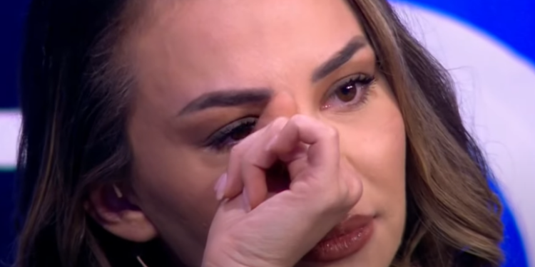 Luizi jashtë Shqipërisë, Kiara ndjen mall për të. Ja çfarë foto publikon