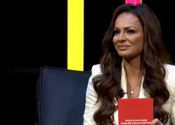 ”Kam mbledhur …” / nuk do ta besoni punën e parë të Juliana Nurës!