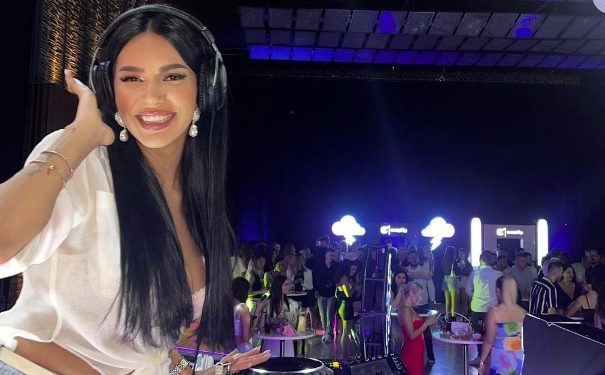 Hodhi kunja, po për kë bën tifo Efi në ‘DWTS’?