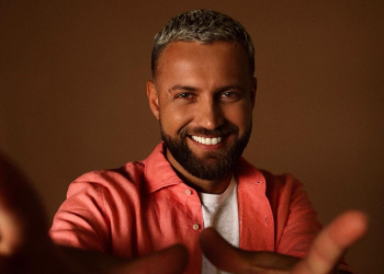 Luiz Ejlli zbulon skenën nga performanca e tij gjatë provave gjenerale në DWTS