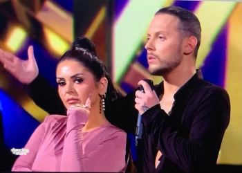 Kërcen me këngën e saj, Fifi në “Dancing With the Stars”: Ja dedikoj këtë karrierës time, Adisit dhe djalit!