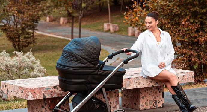 E mbante të fshehtë, Jonida Vokshi na zbulon më në fund portretin e djalit të saj