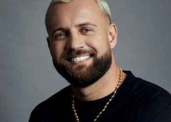 Luizi ndikon edhe te tekstet e gjuhës shqipe? Ja fakti i çuditshëm që ka publikuar ai (Foto)