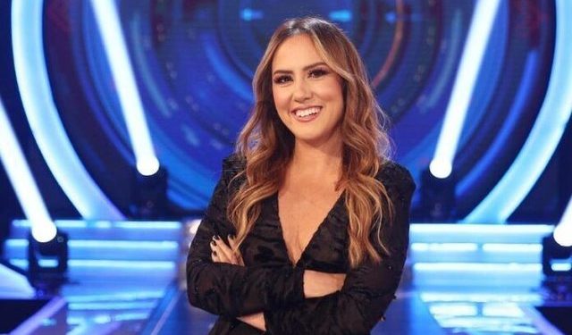 Çfarë ndodhi? Ndjekësit “kryqëzojnë” Arbanën për patriotizmin e saj