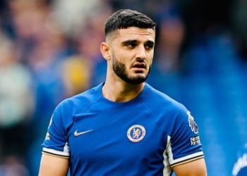 Zbulohet e dashura bukuroshe e Armando Brojës