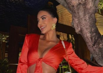 Kur i dashuri i thotë se e ka gabim, ja si reagon Efi (Video)