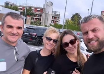 Luizi takohet me prindërit e Kiarës në Itali. Ja çka mendon për ta!