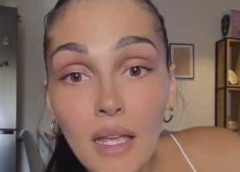 Vdekja e 3-vjeçarit, Eliona mes lotësh: ‘Ndihem fajtore, të njëjtën gjë kaloi edhe nipi im në atë klinikë’