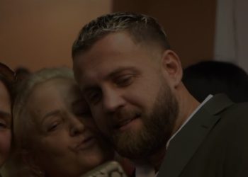 “O djalë a e din sa herë jam vanu në punë sherri yt?”, qytetarja shpërthen në komplimente ndaj Luiz Ejllit