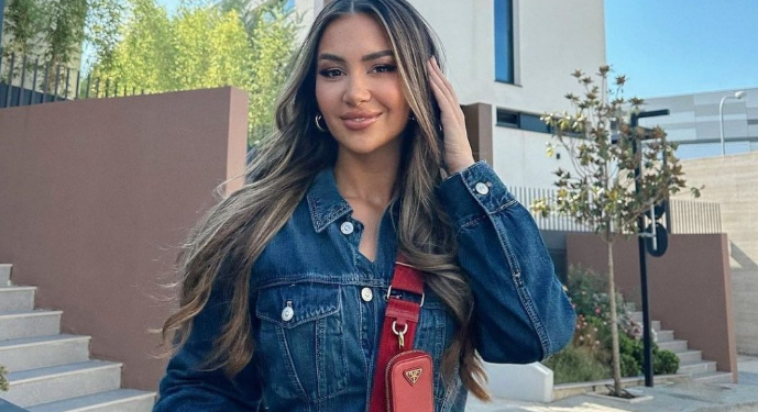 Kiara për herë të parë zbulon shtatzëninë, kaq bukur po i rrika barku i fryrë, qenka zbukuruar edhe më shumë