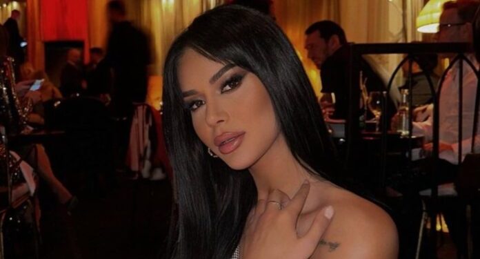 Efi me ‘shef kuzhine’ ja cila fytyrë publike po gatuan për të