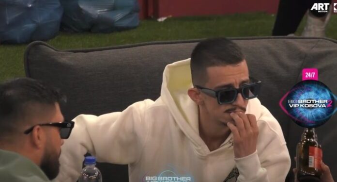 Gani Gërmia nuk i ndalet talljet ndaj Bleros: “Ka dalë me grua paradite, pasdite u kthye pa të”