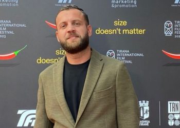 Luizi publikon djaloshin që i hapi derën i pari pasi doli nga Big Brother