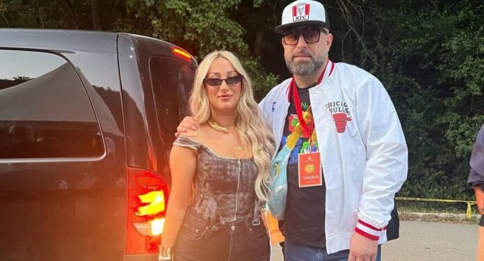 Si do të reagoj Kresha? Gruaja e tij e imiton dhe publikon videon në TikTok! (Video)