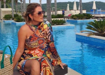 Motra e Edonës na prezanton me familjen e saj, qenka një familje e kompletuar dhe shumë e bukur