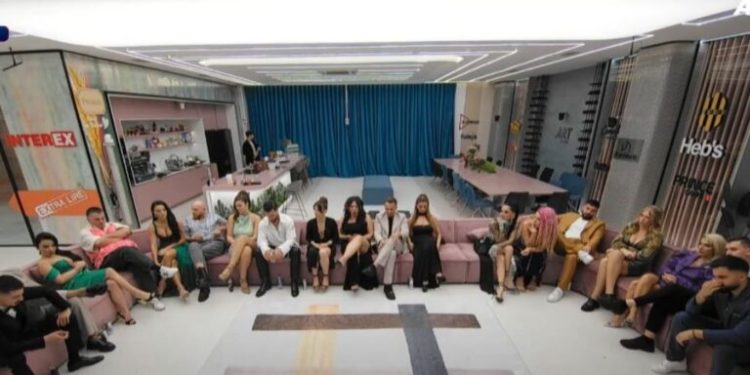 Këto janë dy banoret e “BBV Kosova” që falen brenda shtëpisë së famshme