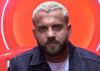 Luizi habit me postimin e fundit: Çdo mëngjes vendos maskën false