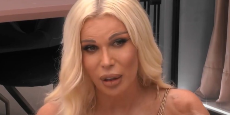 “E gjeta të varur në mëngjes…”/ Edona James rrëfen traumën e jetës