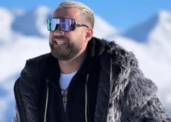 Luiz Ejlli nuk ndalet, publikon këngën e tij të re (Video)