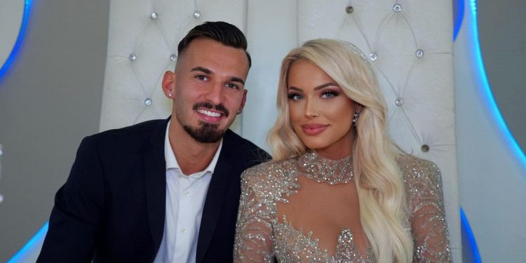 “Të dua përgjithmonë”, bashkëshortja e Mërgim Berishës publikon dedikimin romantik për të