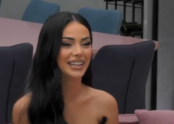  “Doktorët menduan se kam sëmundjen e keqe”, Kader tregon pse ndaloi të merret me modelizëm.