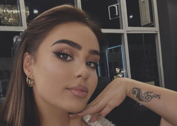 Xhensila shfaqet në krahët e mashkullit shumë të njohur, Besi do të çmendet nga xhelozia