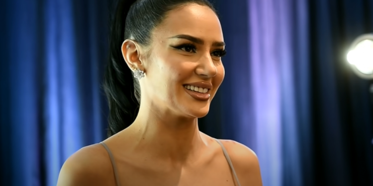 Bora tamam nuse për shtëpi, ka shkuar ta vizitojë vendlindjen e burrit dhe kaq bukur është rregulluar