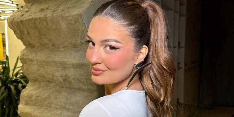 Vesa: Jam single, nuk po më shkruan askush