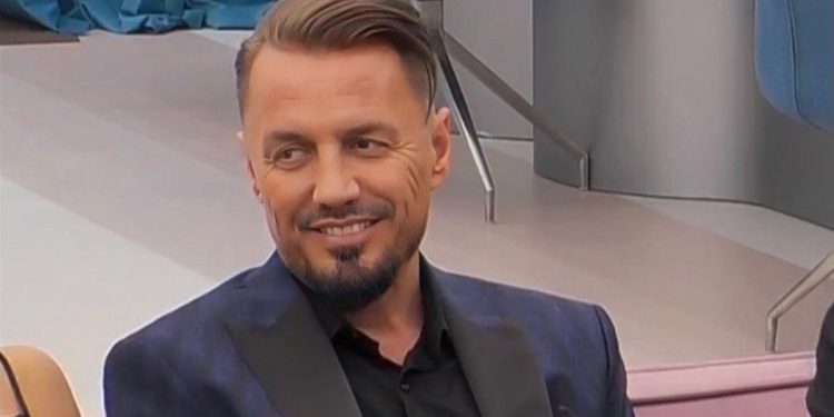 Me cilin nga ish banorët e “BBVK” po mbanë shoqëri Blero?