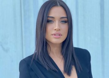 Pas ish-banores së BB, edhe blogerja e njohur reagon ashpër ndaj Dojnës: “Shet fëmijën për…”