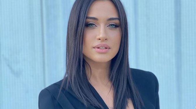 Pas ish-banores së BB, edhe blogerja e njohur reagon ashpër ndaj Dojnës: “Shet fëmijën për…”