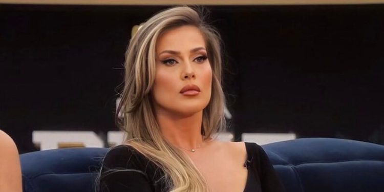 4 vajza nё nominim / Olta Gixhari bёn thirrje pёr tё shpёtuar kёtё banore