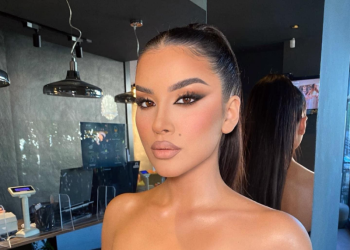 Elita Rudi tregon se është shumë e zonja në kuzhinë, shikoni ҫfarë ka gatuar sonte për burrin e fëmijët