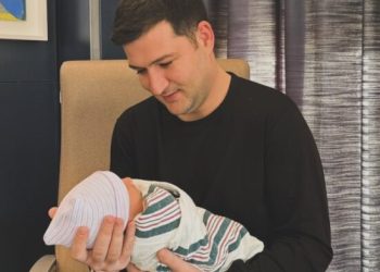 Arbër Hajdari bëhet baba për herë të parë, zbulohet gjinia e bebit